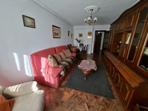 Flat 80 m² in Avilés (4/12)