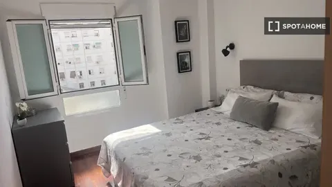 Wohnung 70 m² in Valencia