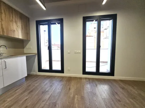 Pis de 99 m² a Badalona