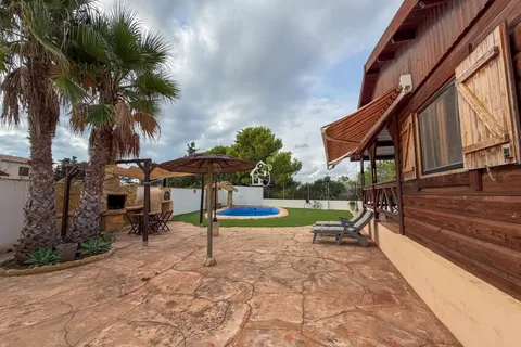 Casa de 80 m² a Oriola