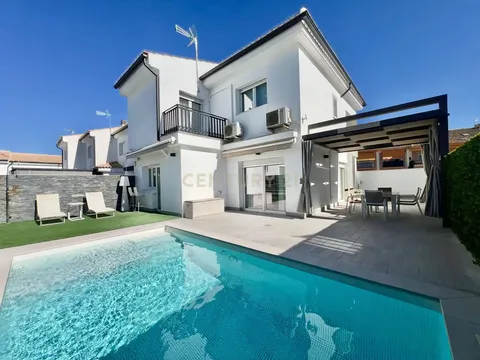 Casa de 250 m² en Ogíjares