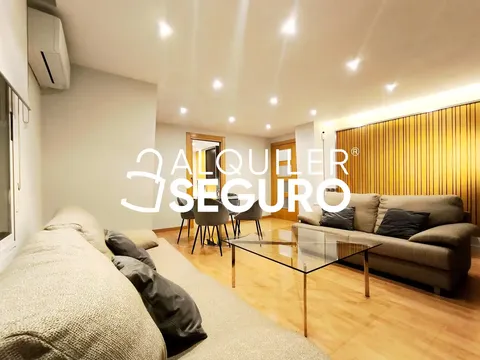 Pis de 77 m² a València