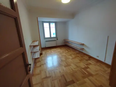 Pis de 90 m² a Burgos