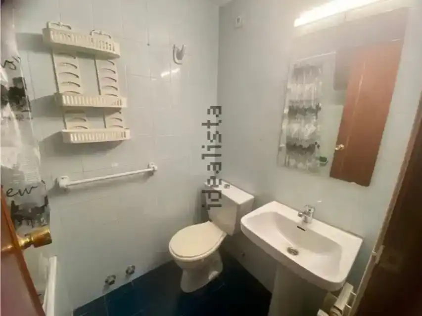 Piso de 90 m² en Granada