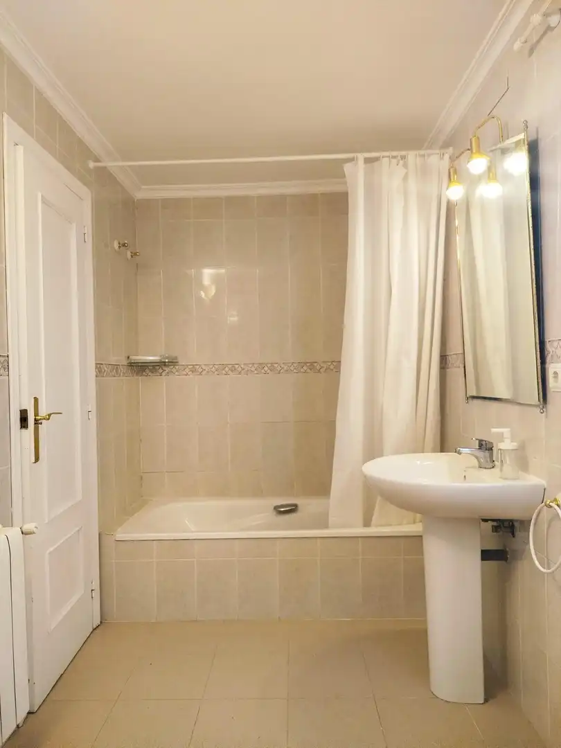 Будинок 189 м² у Riba-roja de Túria