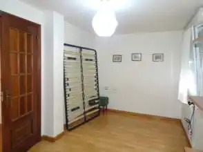 Flat 99 m² in Gijón / Xixón