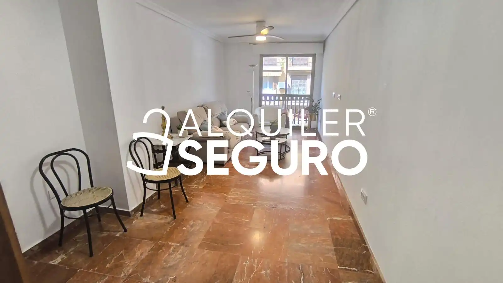 Piso de 90 m² en Sevilla