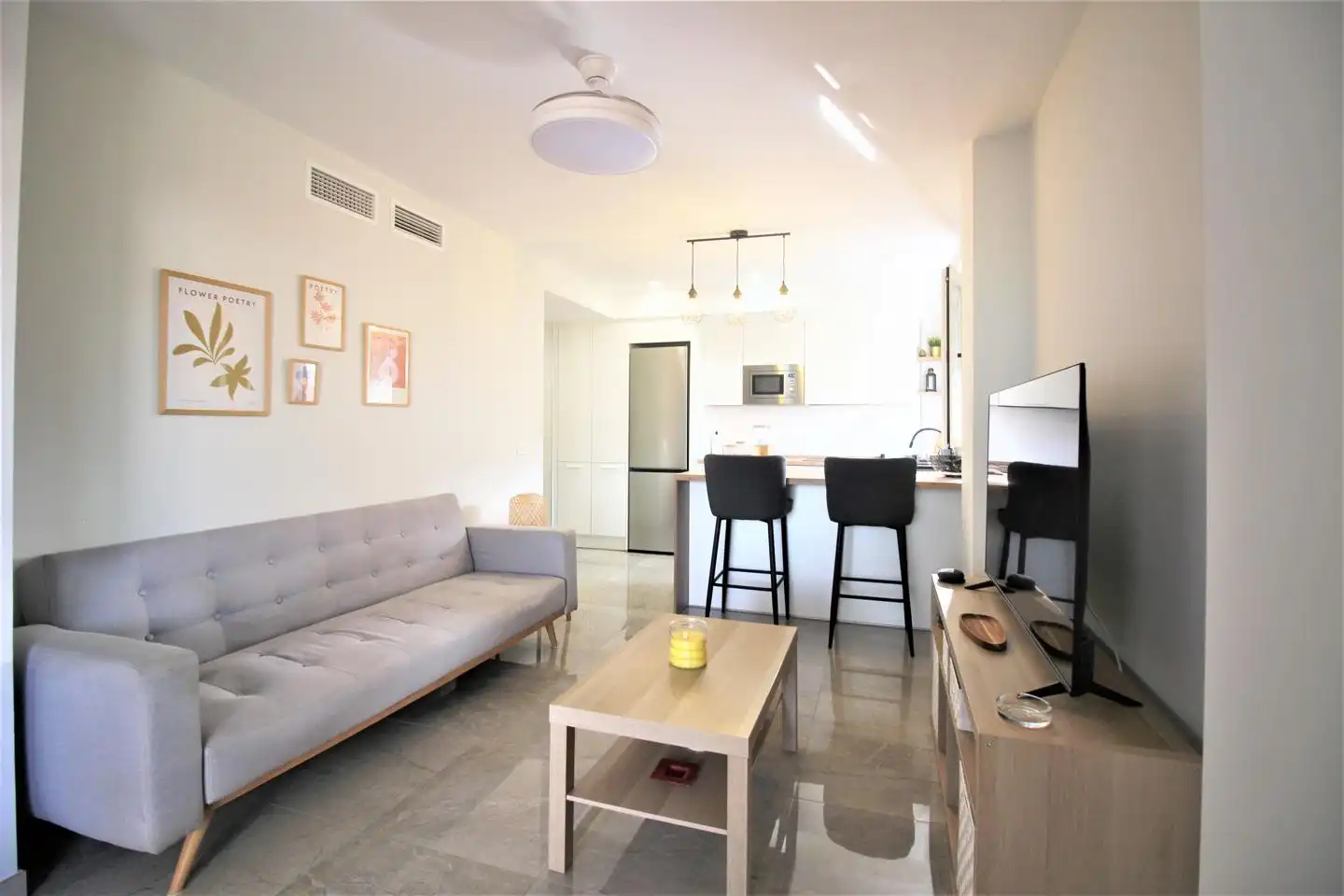 Piso de 82 m² en Roquetas de Mar