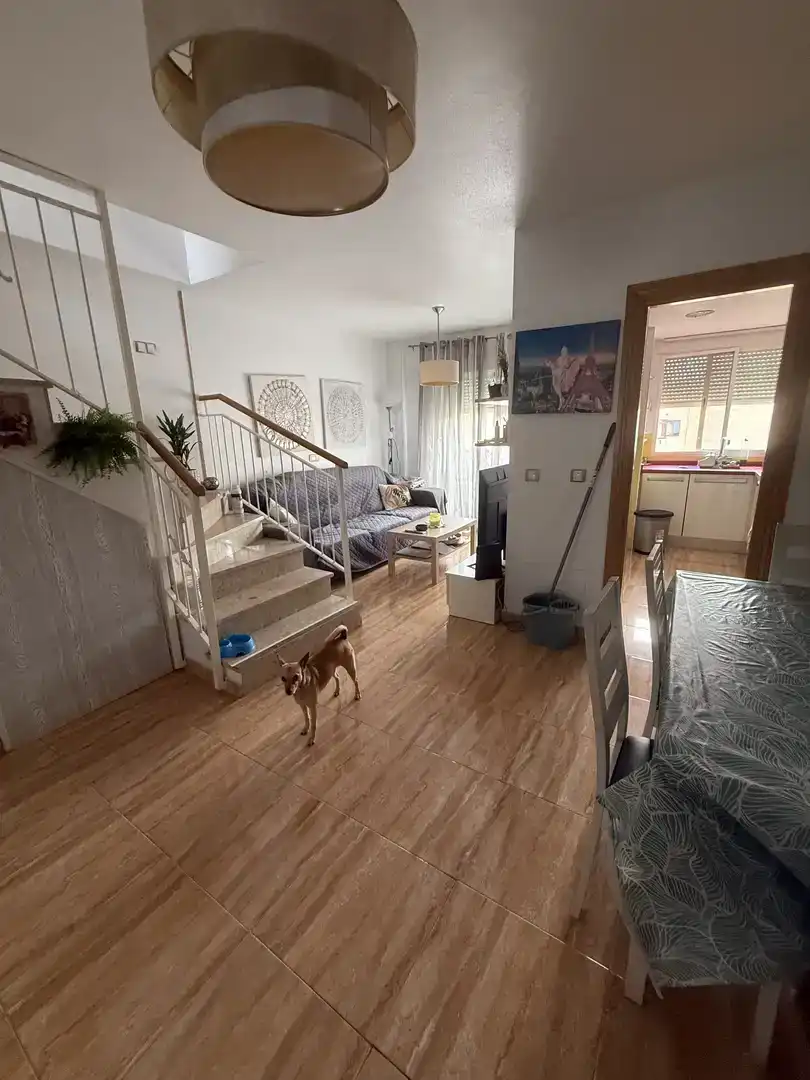 Habitación 100 m², Águilas