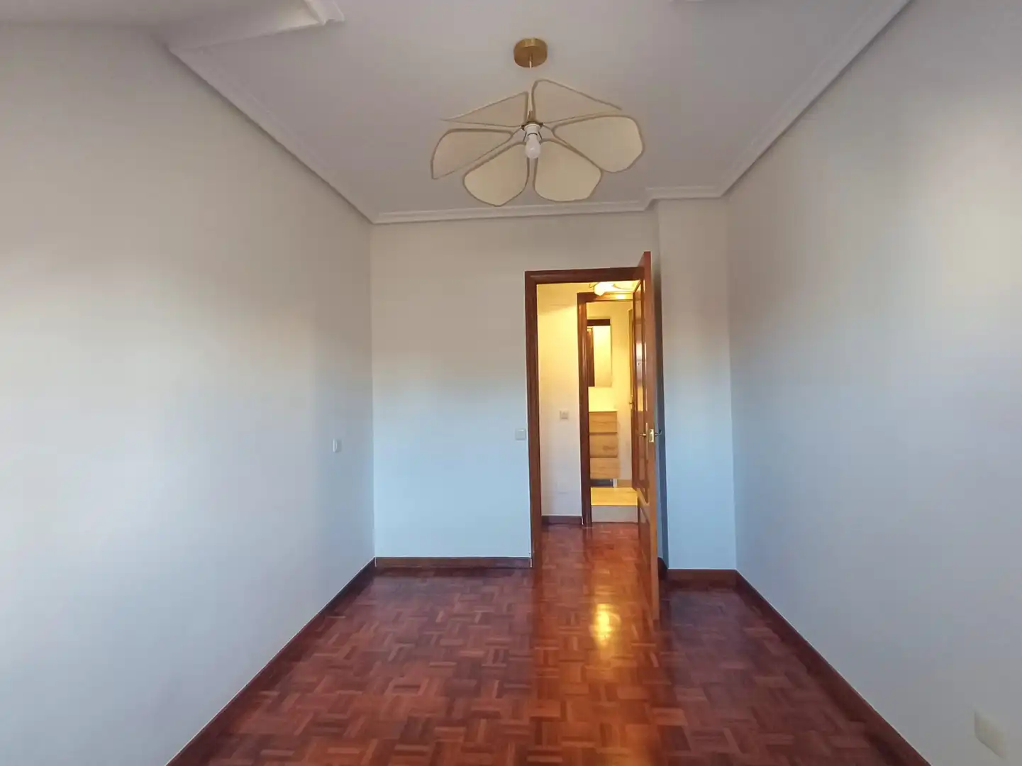 Appartamento 100 m² a Oviedo