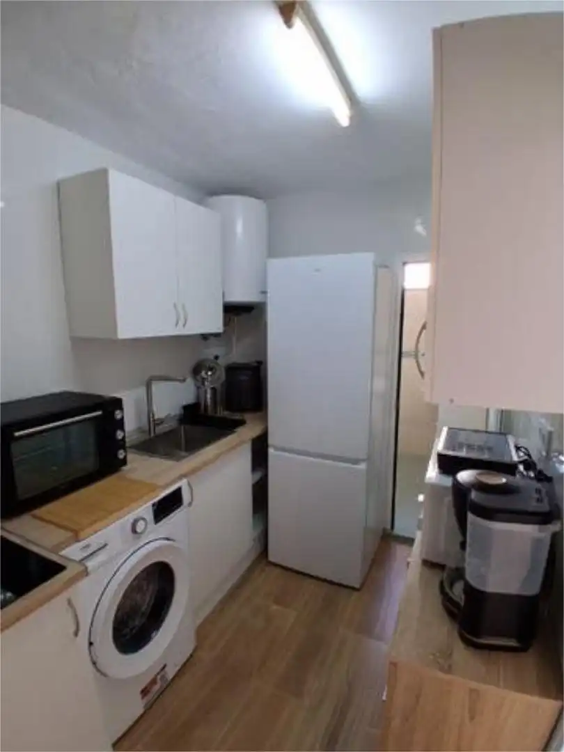 Кімната 55 м², Севільі