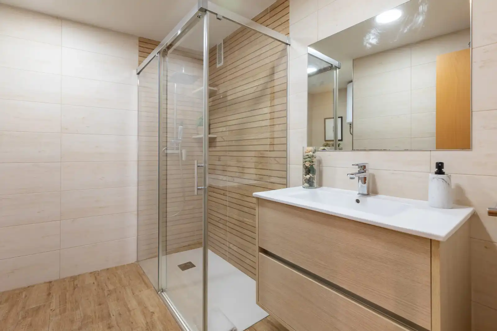 Wohnung 70 m² in Valencia