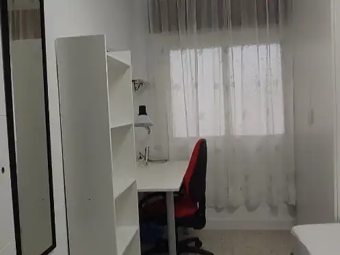 Piso de 90 m² en Granada