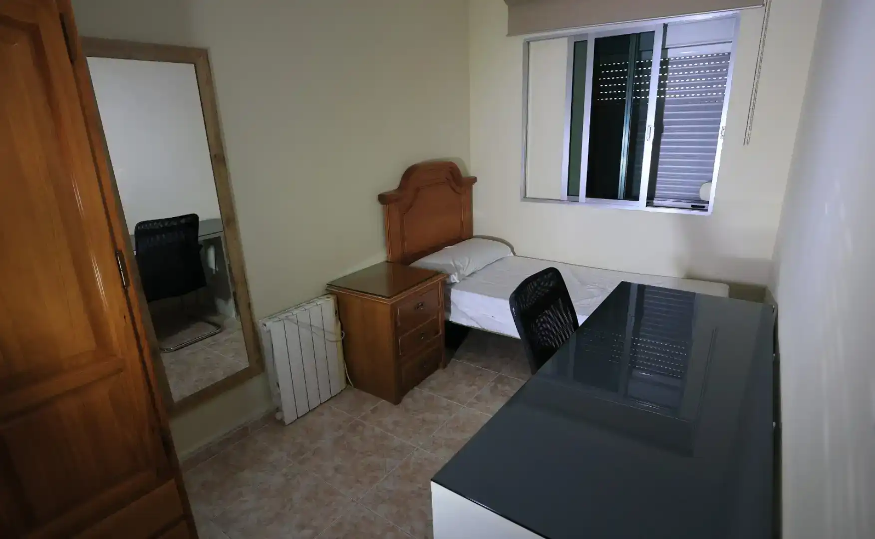 Habitación 100 m², Dos Hermanas