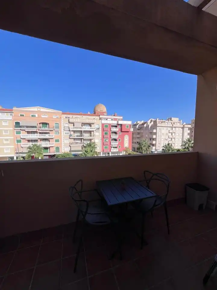 Pis de 85 m² a Roquetas de Mar