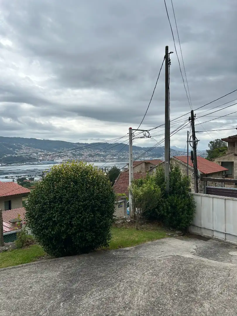 Piso de 300 m² en Moaña