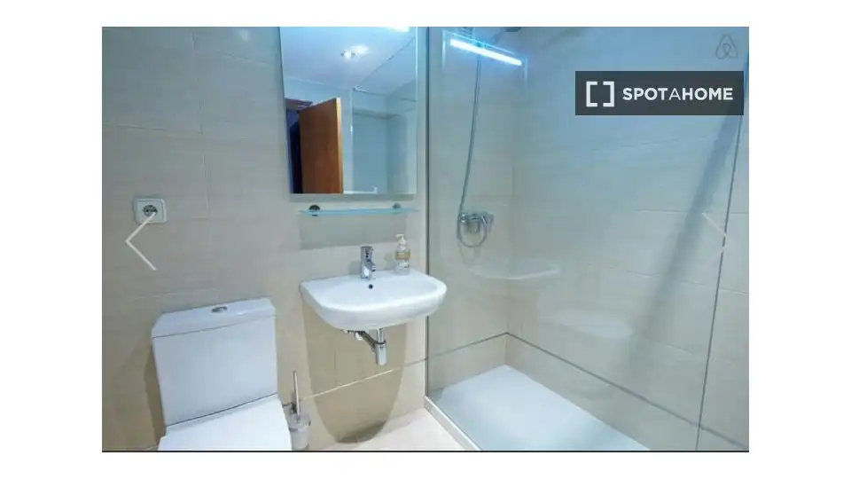 Habitación 115 m², Pamplona