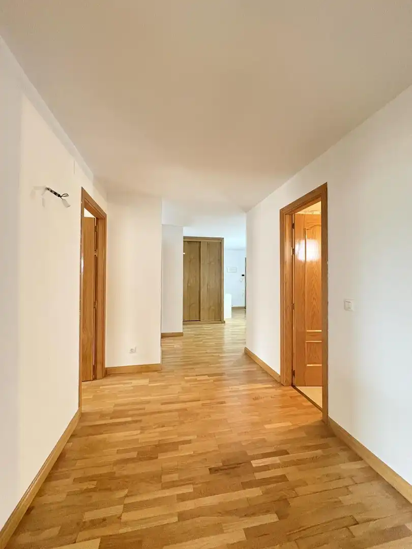 Wohnung 160 m² in Mejorada del Campo