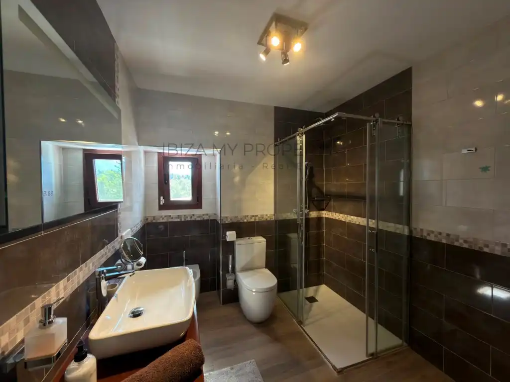 Haus 250 m² in Sant Josep de sa Talaia