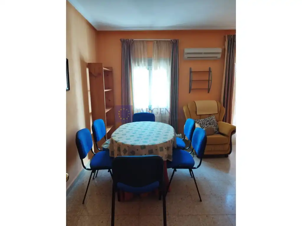 Piso de 80 m² en Cáceres