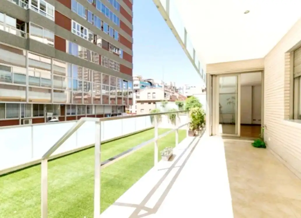 Piso de 160 m² en Granada