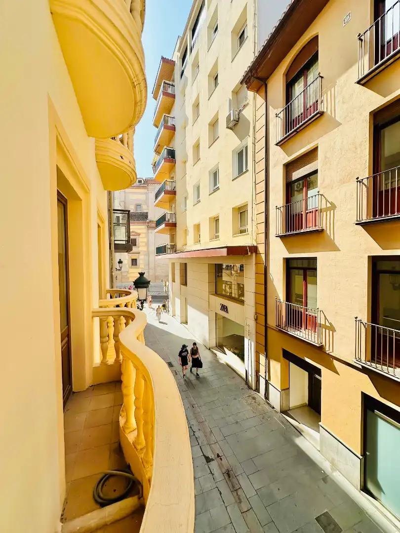Piso de 80 m² en Granada