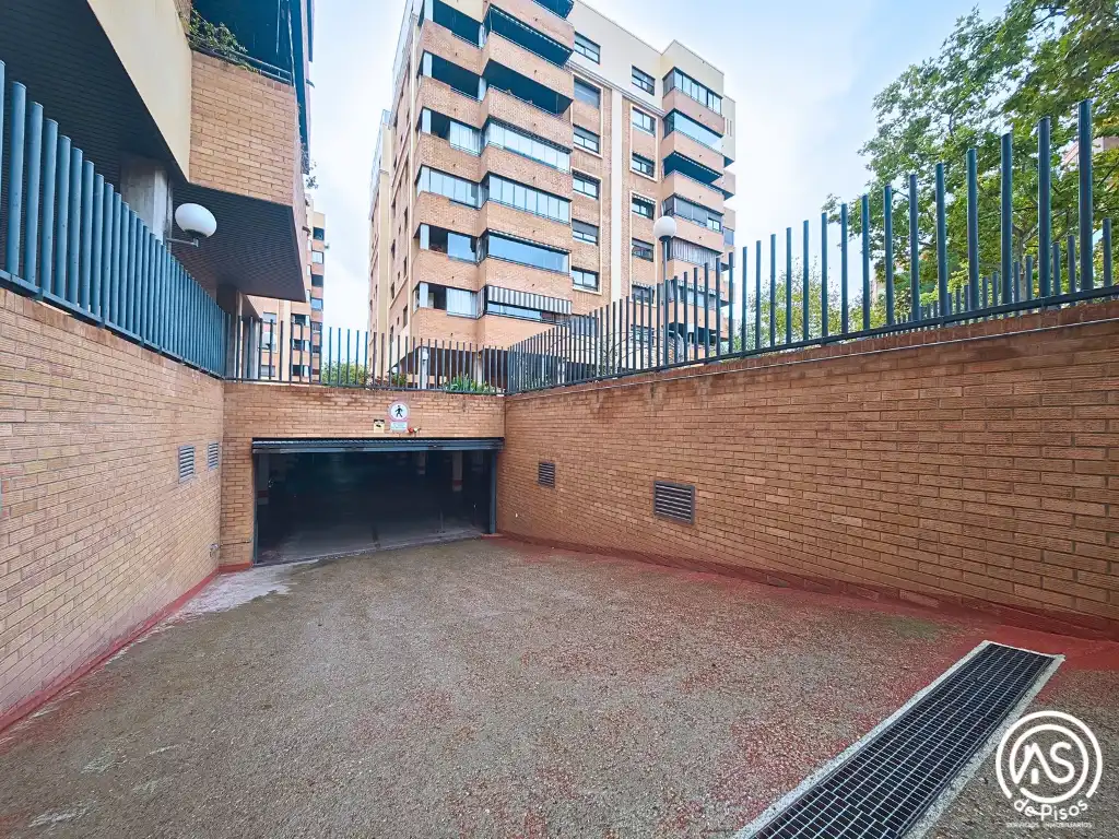 Piso de 165 m² en Zaragoza