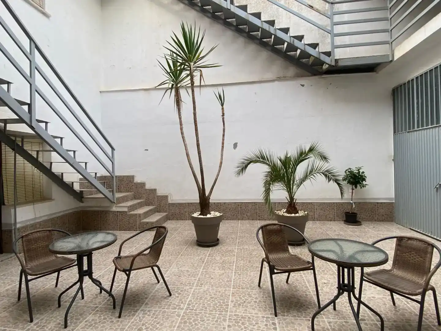 Piso de 300 m² en Herencia