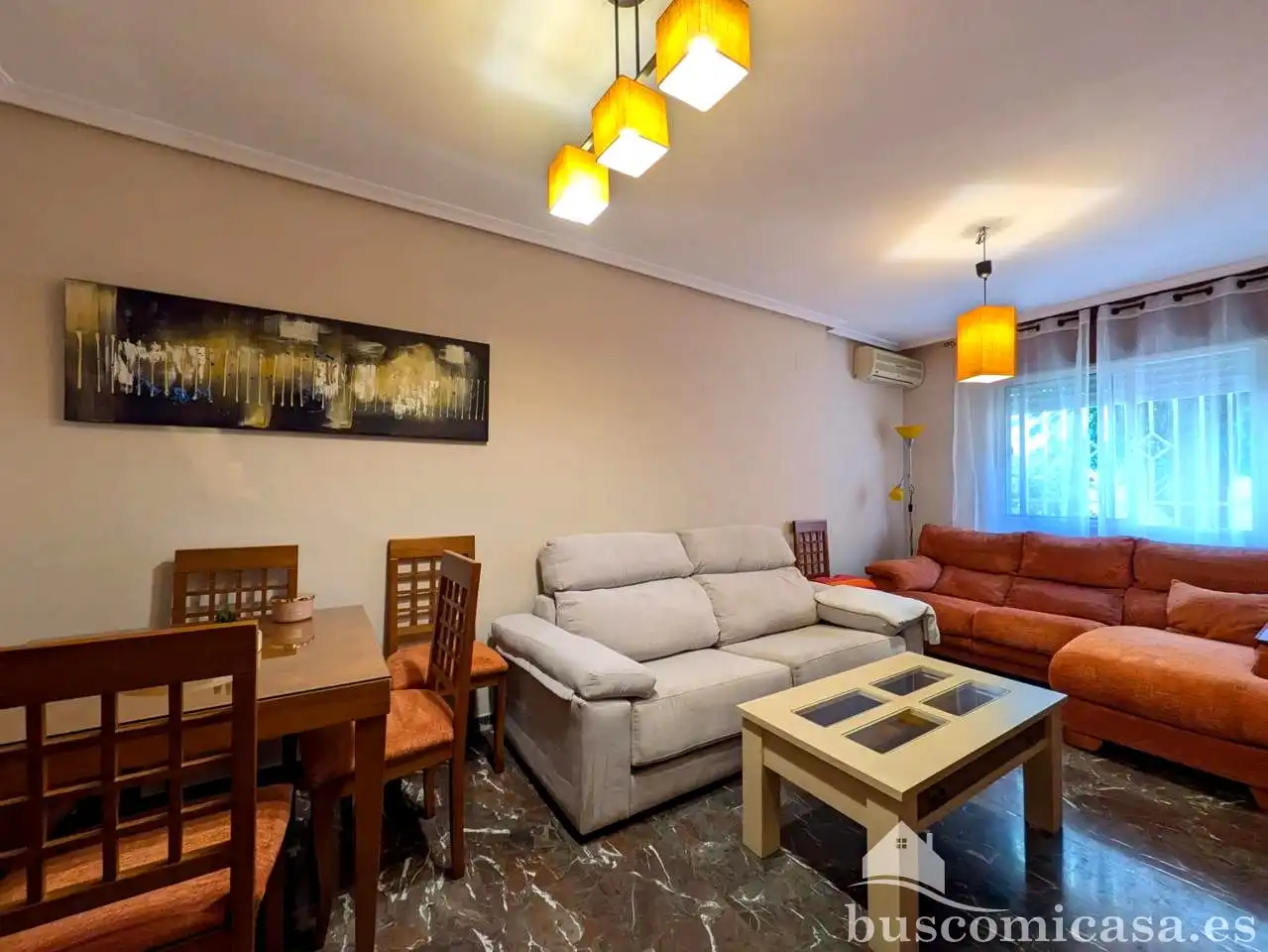 Piso de 80 m² en Linares