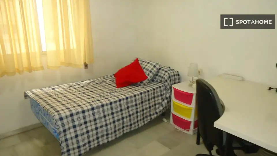Habitación 138 m², Córdoba