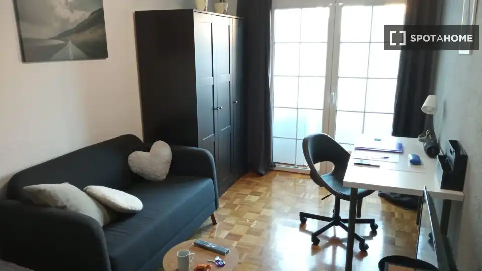 Habitación 90 m², Zaragoza