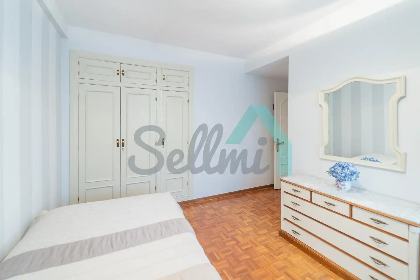 Piso de 107 m² en Oviedo