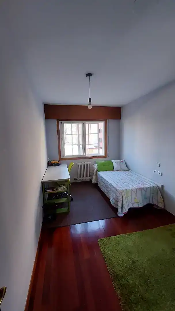 Piso de 90 m² en Pontevedra