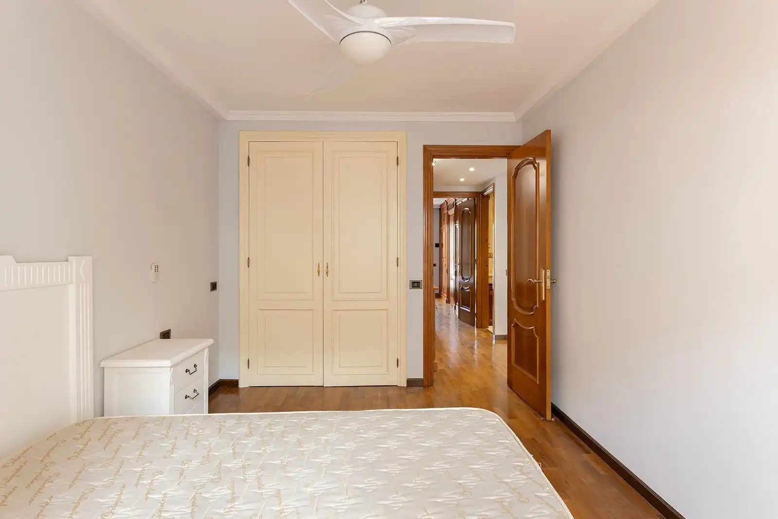Casa 384 m² a l'Hospitalet de Llobregat