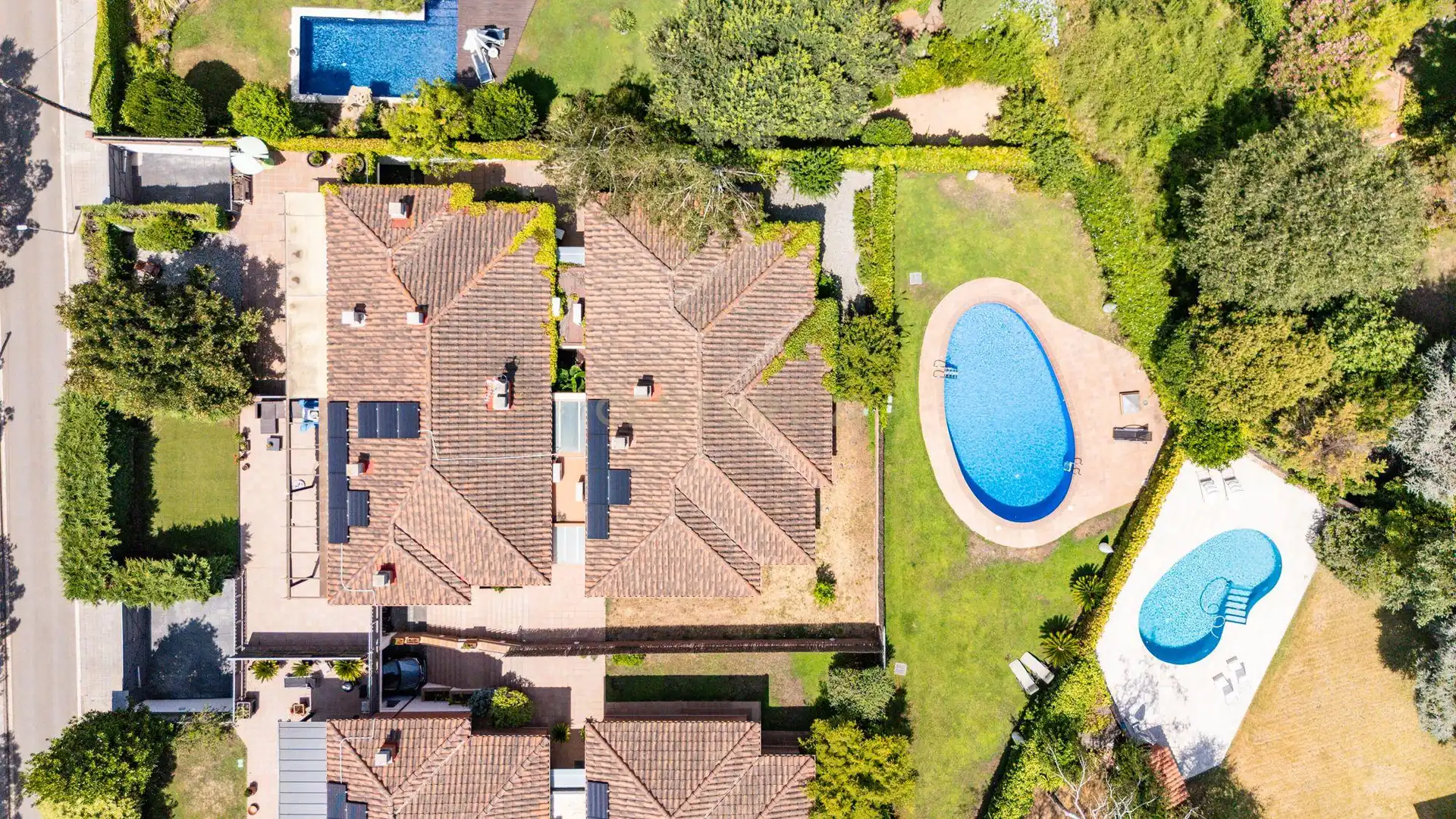 Будинок 238 м² у Sant Cugat del Vallès