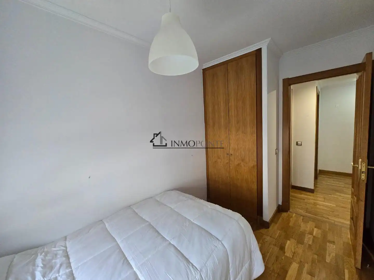 Piso de 80 m² en Poio