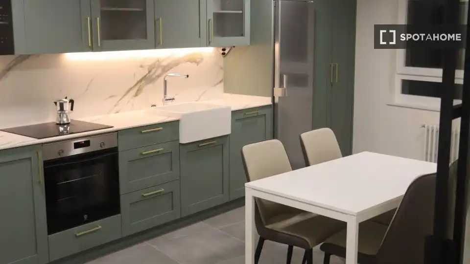 Habitación 121 m², Salamanca