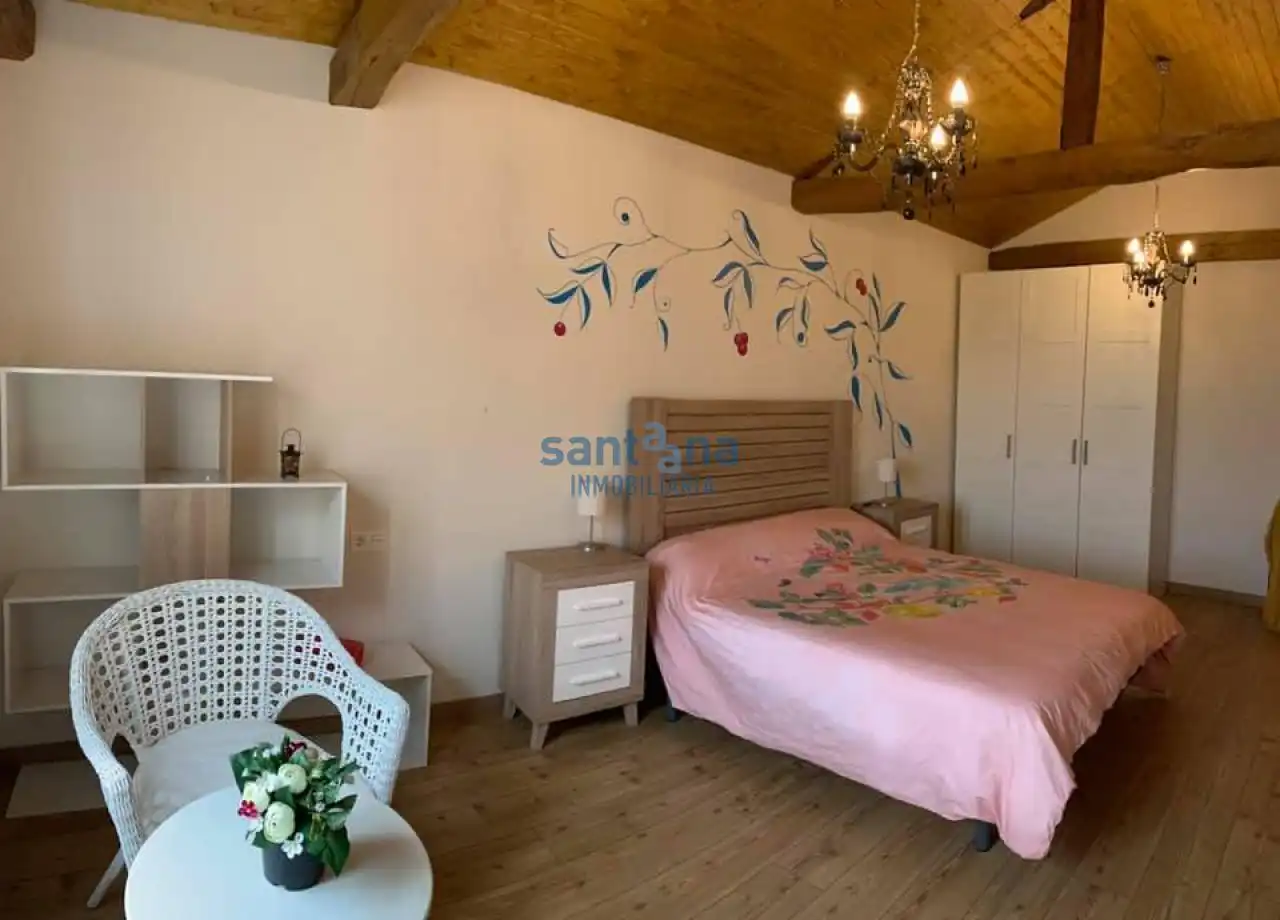 Casa de 140 m² a Villaturiel