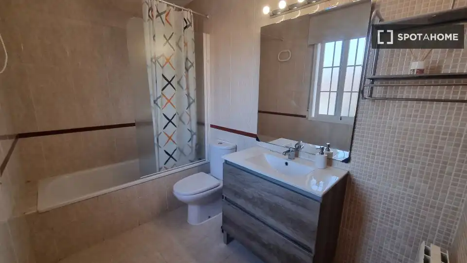 Habitación 207 m², Armilla