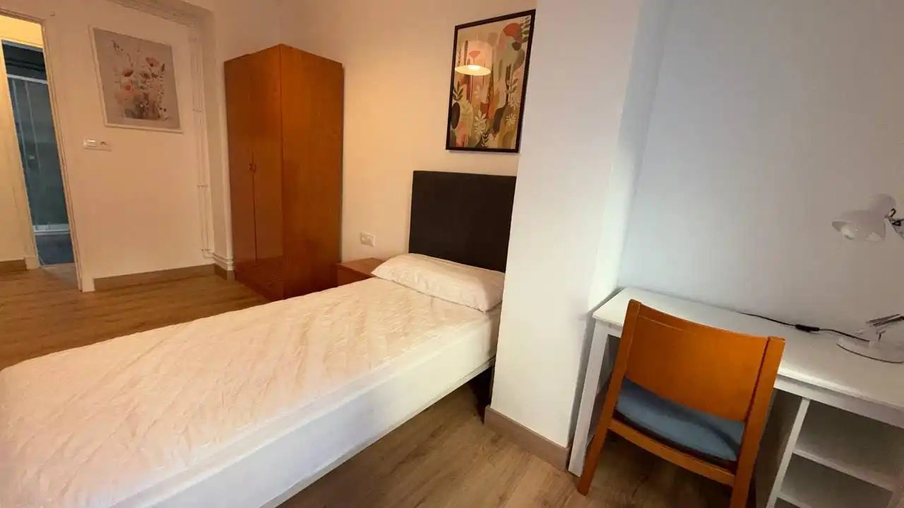 Piso de 95 m² en Ourense