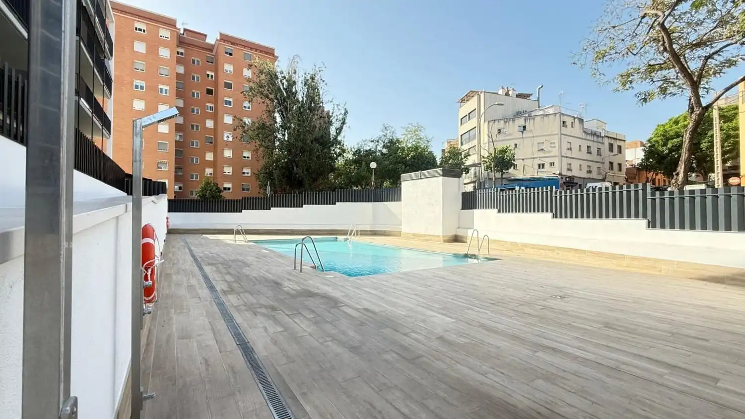 Piso de 74 m² en Badalona