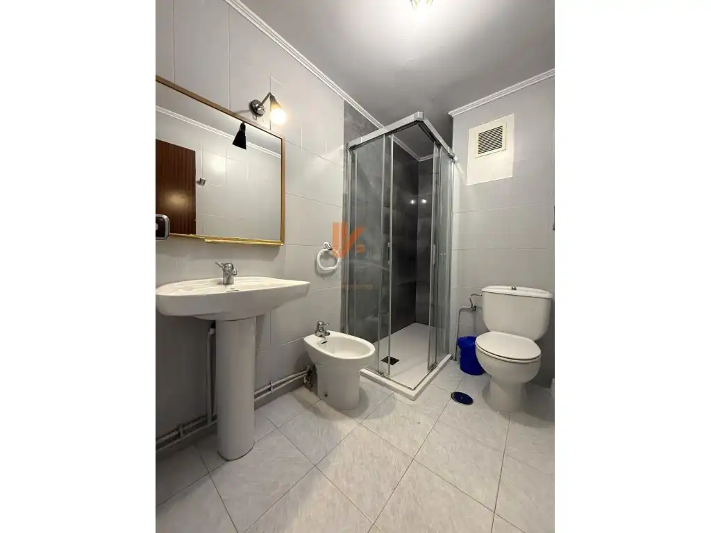 Piso de 120 m² en Santiago de Compostela