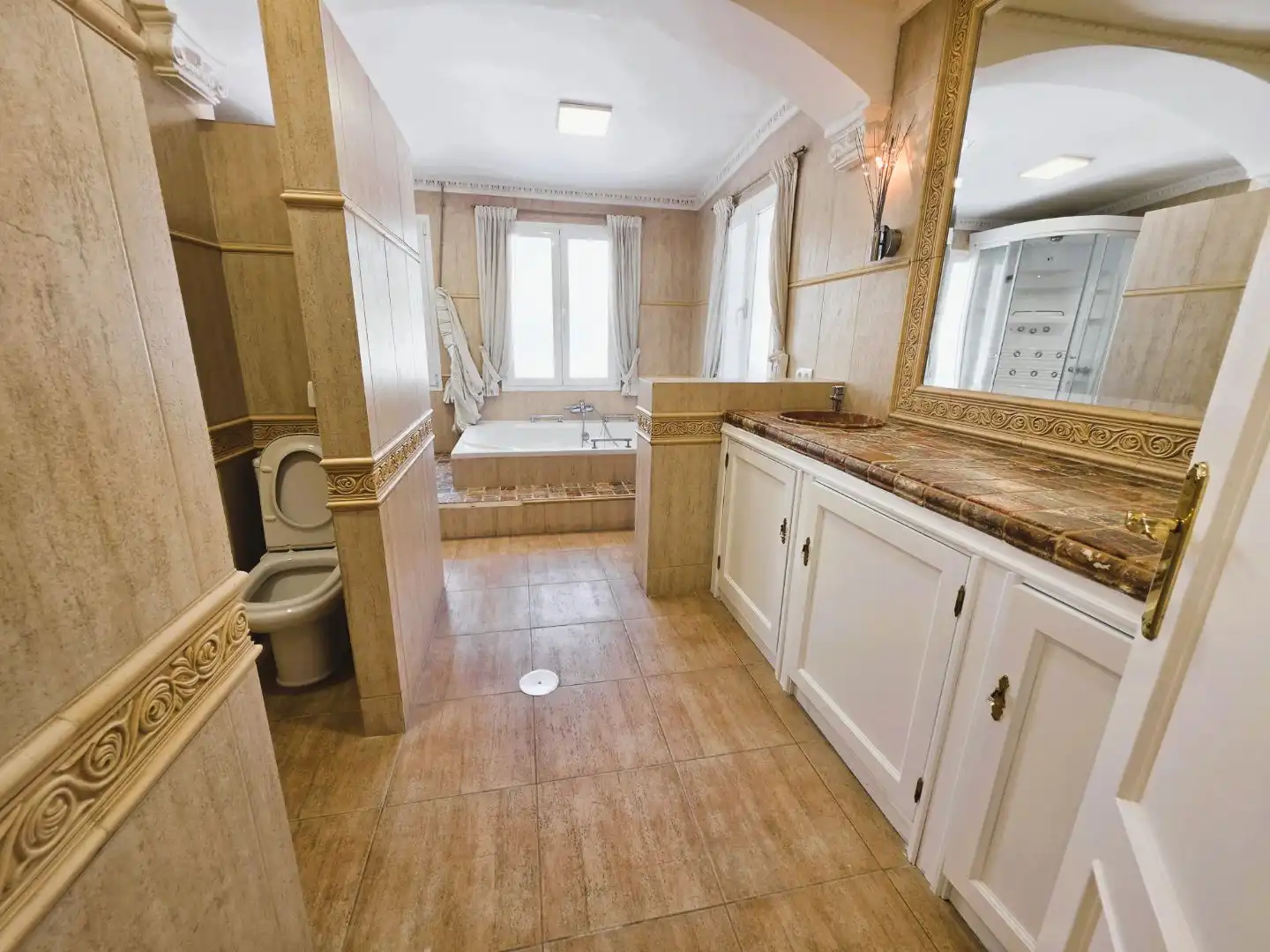 Piso de 210 m² en Marbella