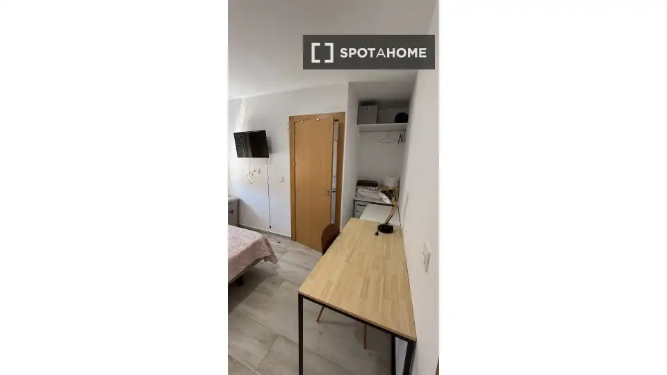 Habitación 81 m², Murcia