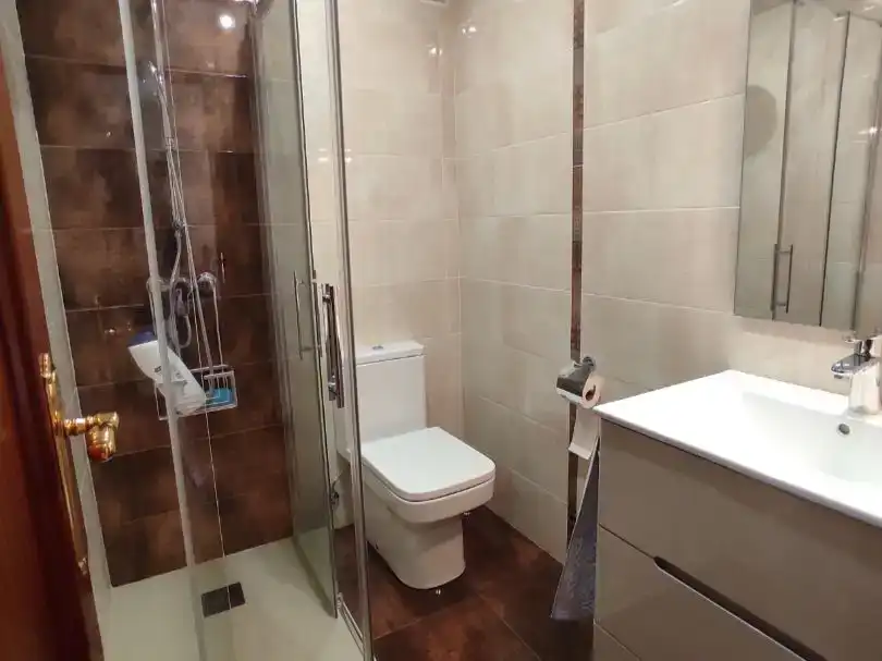 Habitación 90 m², Logroño