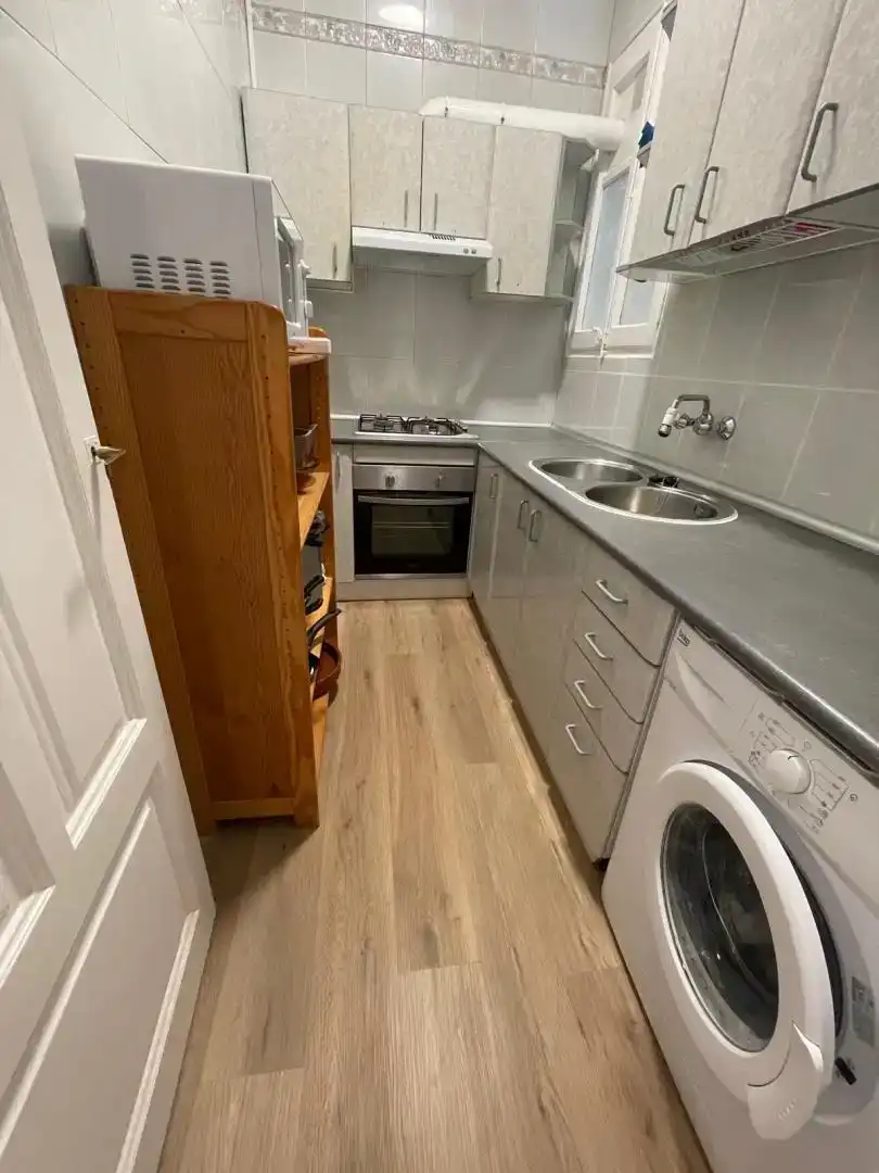 Habitación 87 m², Lérida