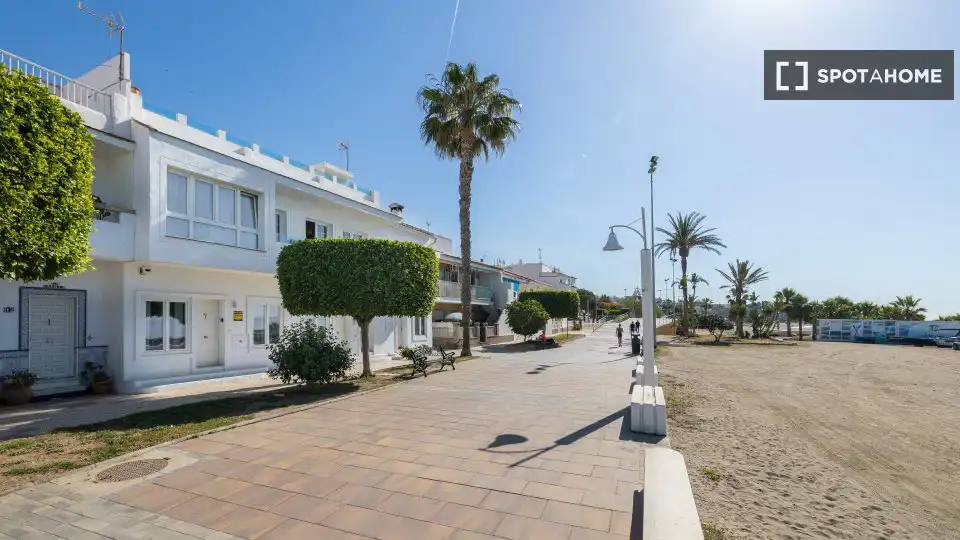 Habitación 44 m², Rincón de la Victoria