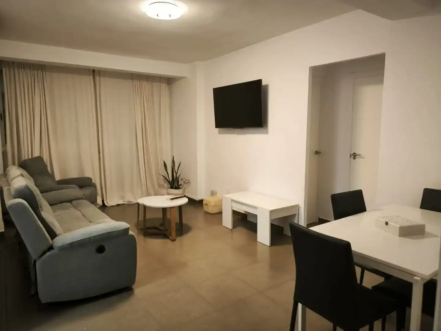 Habitación 85 m², Almería