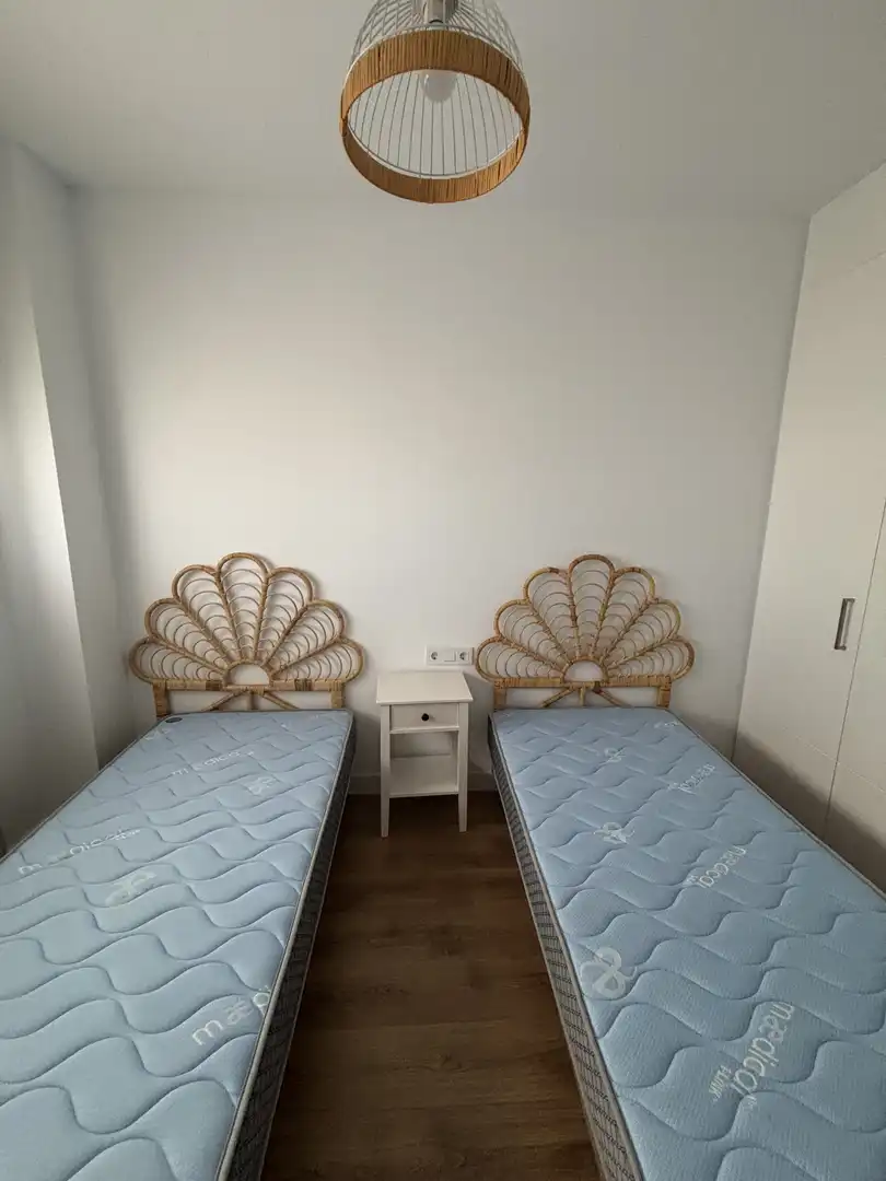 Pis de 90 m² a Dos Hermanas