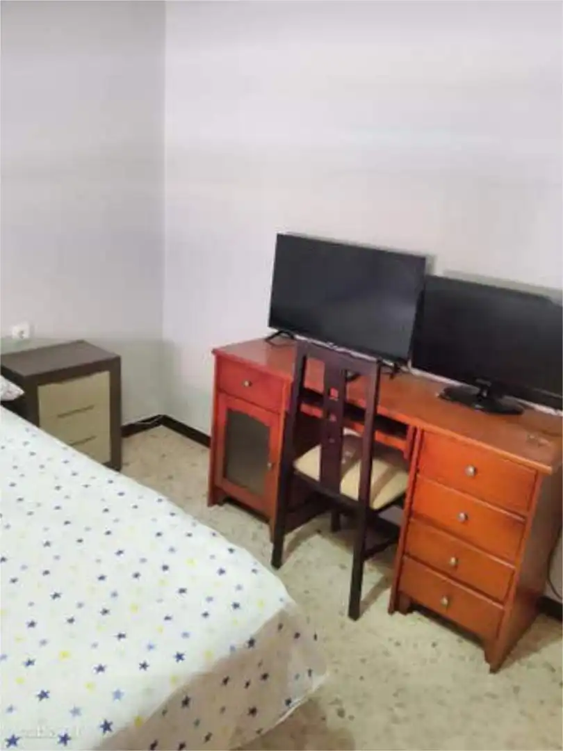 Habitació 90 m², Coria del Río